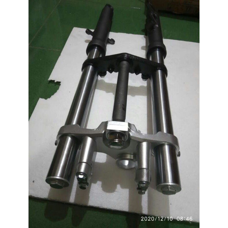 SHOCK SKOK DEPAN ASSY BYSON shock depan byson/shock assy byson/shock depan byson