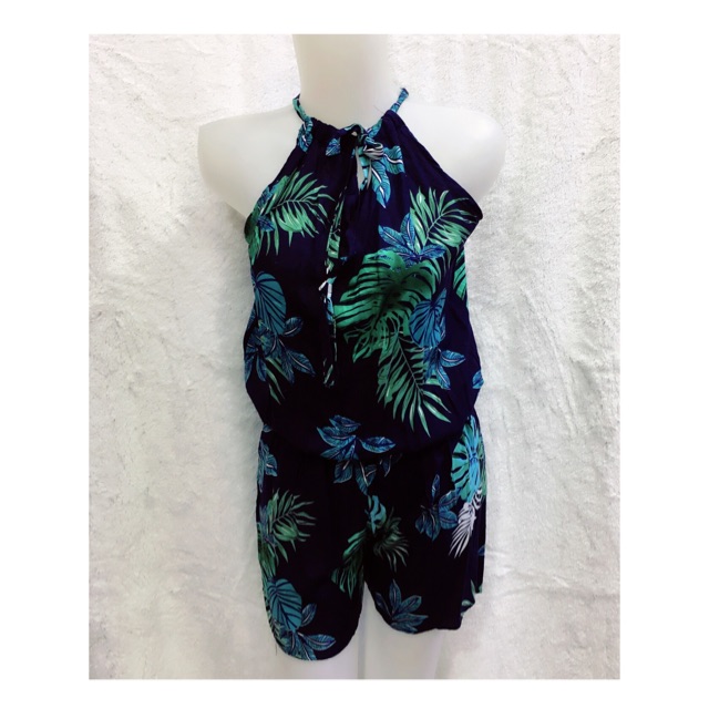 Jumsuit pendek / baju santai / baju pantai