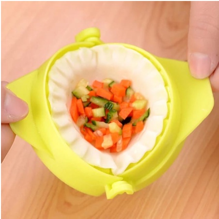 Cetakan Pastel Pangsit Dumpling Gyoza / Alat Bantu Pencetak Pempek Pie Mould Maker Kembang