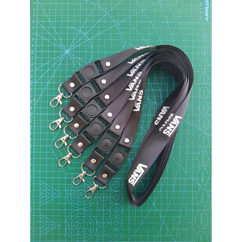 

SABLON Tali Lanyard Vans / Gantungan ID Card Murah / Tali Name Tag / HP / Tali Gantungan Vans