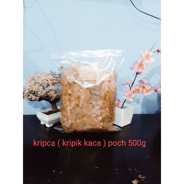 

kripca ( kripik kaca plus daun jeruk) pedas