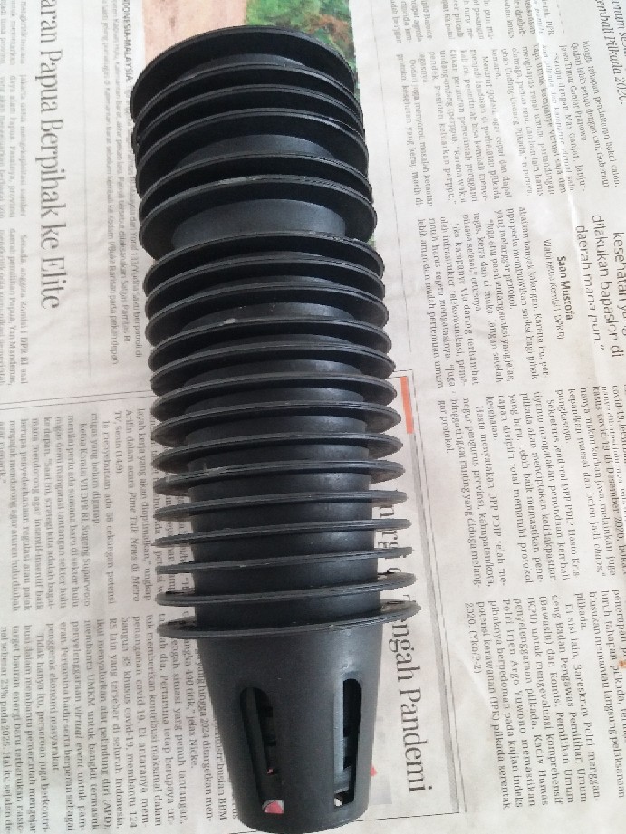 Netpot Net Pot Hidroponik Hitam Dia 5 Cm Tinggi 5 Cm Merk Isano