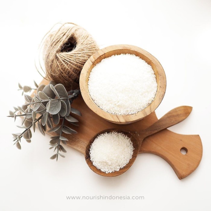 

NEW Desiccated Coconut 500 g (Kelapa Kering)