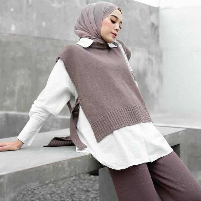 SN - ROMPI RAJUT TALI / ANDIN  VEST KNIT rajut halus