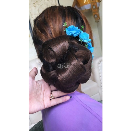 sanggul hairdo segitiga/ Sanggul modern/ sanggul kebaya bali/ sanggul bali modern / sanggul bali / s