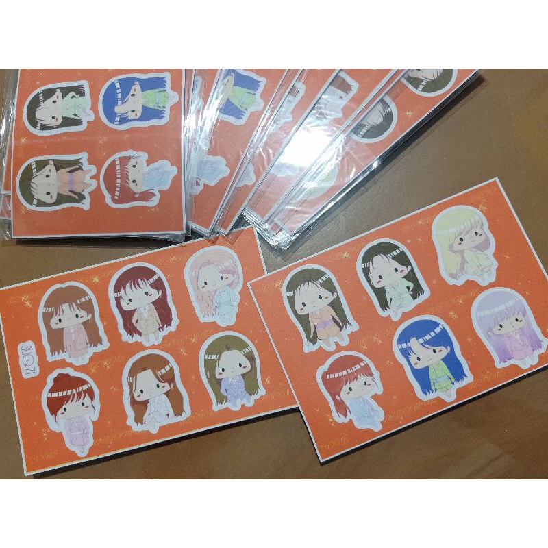 

[CLEARANCE SALE!] IZ*ONE CUTE STICKER ART