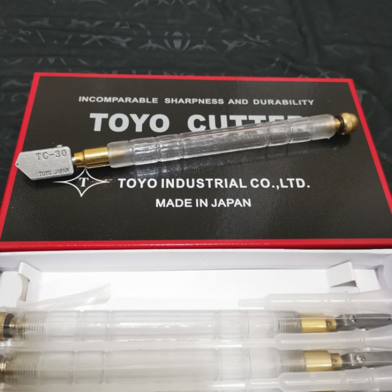 

TOYO GLASS CUTTER TC 30 - ALAT POTONG KACA ORIGINAL MADE IN JAPAN