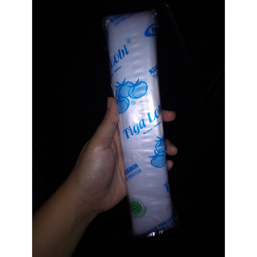 PLASTIK ES MAMBO PLASTIK BENING UKURAN 4x23 cm