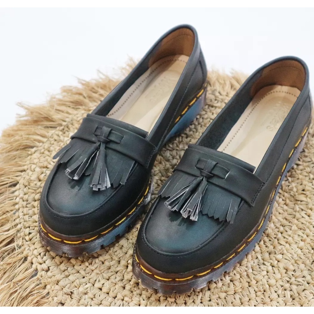 Sepatu Dokmart Wanita Loafer Kulit Cokelat Bros Up