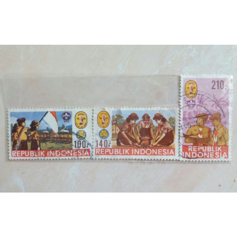 

Perangko Jambore Nasional Tahun 1986 Set Lengkap 3pcs Used