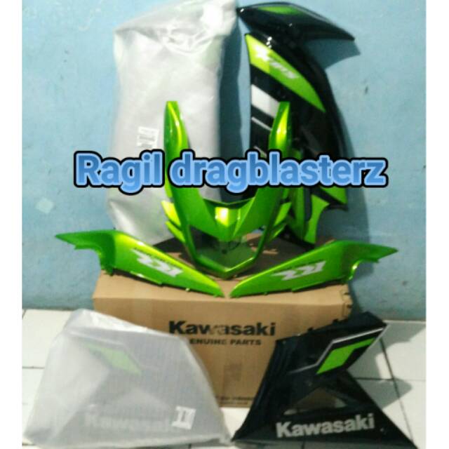 Fairing set atas bawah dan cover body belakang new ninja rr hitam list hijau 2015 original