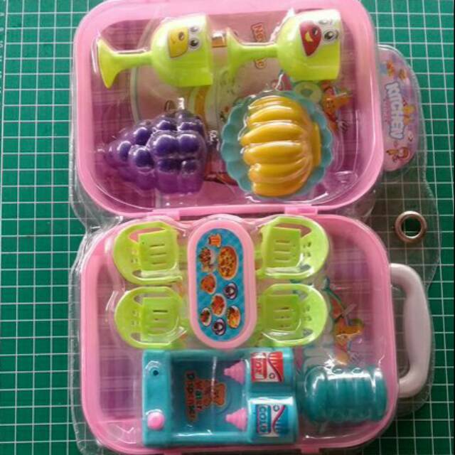 Set Mainan Kitchen Koper Travel Picnic + Dispenser