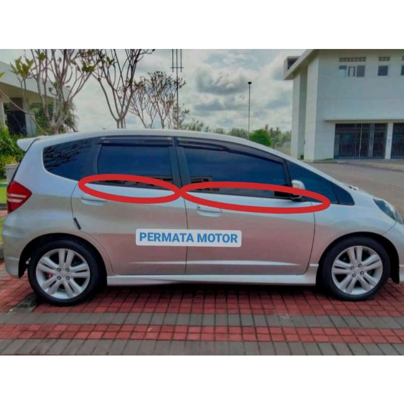 WHEATER STRIP PELIPIT KACA JAZZ RS