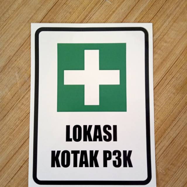 

Stiker K3 rambu safety. Lokasi kotak P3k.uk 15x20cm