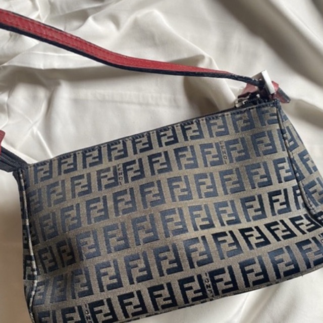 Fendi sas pochette