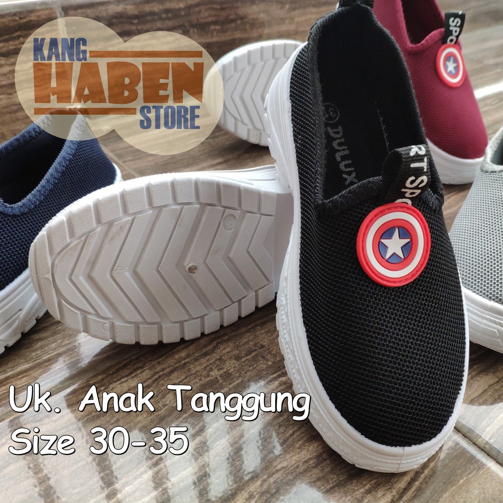 BX120C Sepatu Anak Ukuran Tanggung Slop on Tanpa Tali Unisex Emblem Bintang