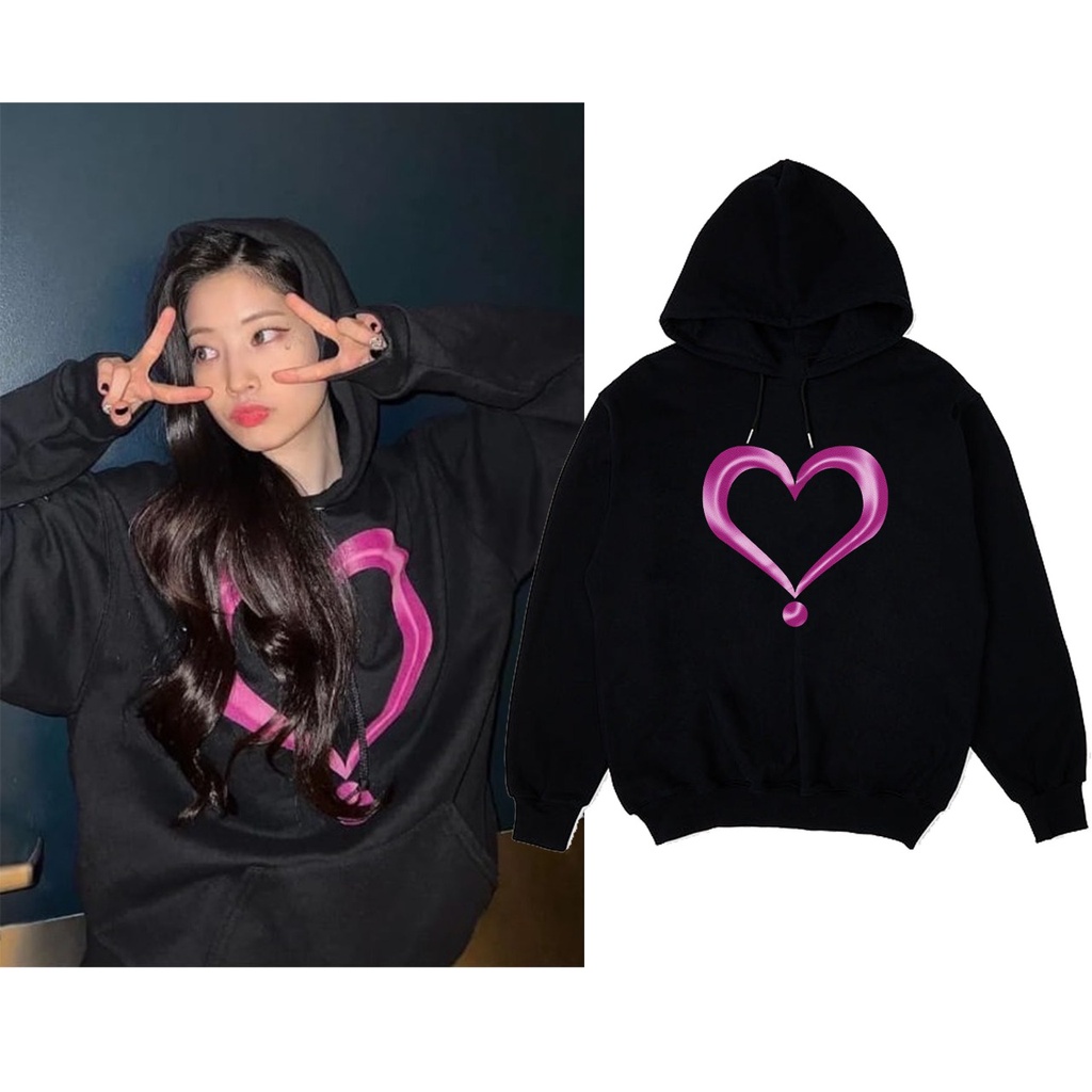 Jaket hoodie twice worldtour 3 sablon Love depan