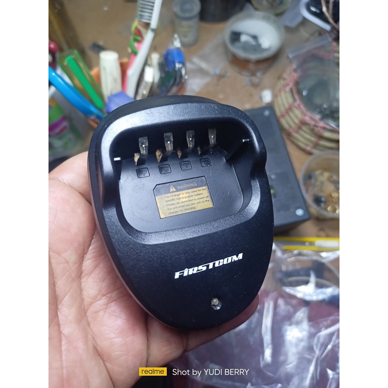 Mangkok Charger Ht Firstcom Fc08 atau Suicom CT08  Normal  Desktop Ht  Tanpa adaptor