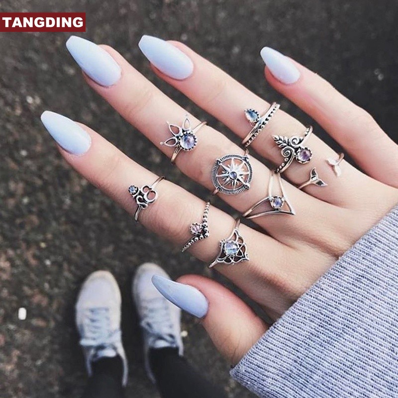 【COD Tangding】9 Pcs/Set Bohemian Yoga Water Drop Hollow Carved Diamond Women Ring Set