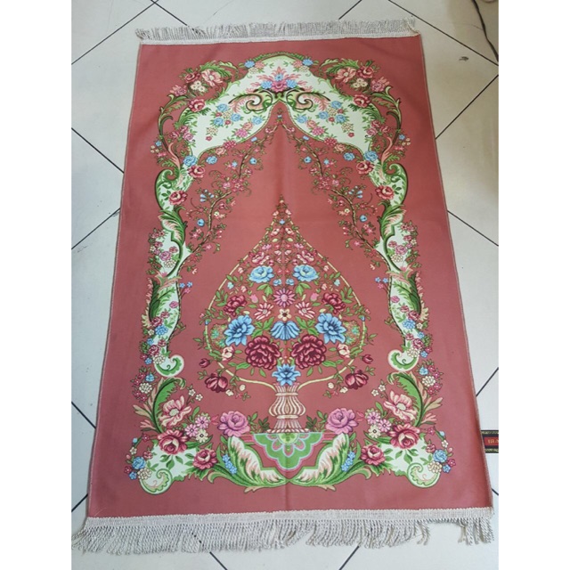 Sajadah iran motif kembang