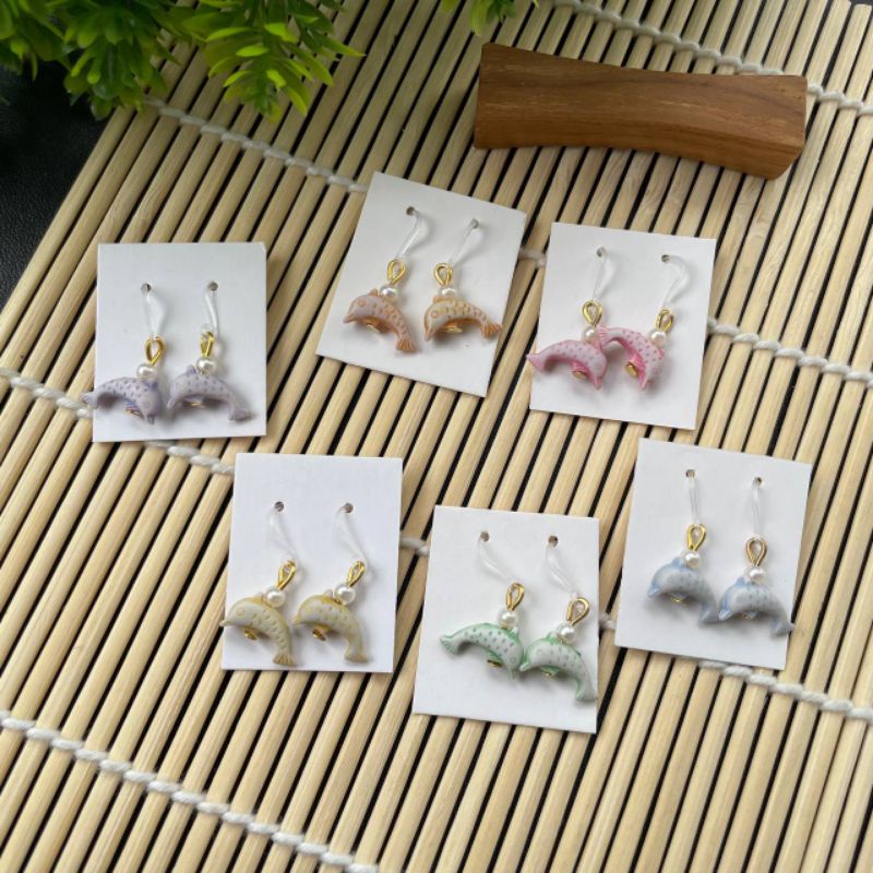 HANDMADE ANTING ANAK/DEWASA KAITAN PLASTIK MOTIF DOLPIN XS (HARGA 3PASANG)