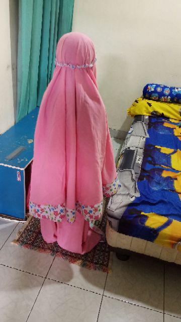 Kintakun Dluxe Kusuma Harsana Kelana Sprei 120.160.180