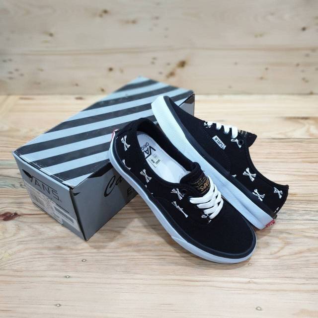 Vans Authentic WTAPS Bones Bw