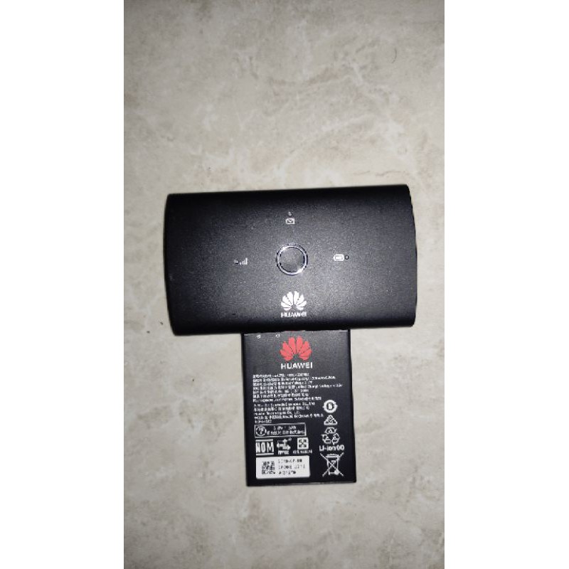 modem wifi 4G huawei E5673s hitam ALL OPERATOR