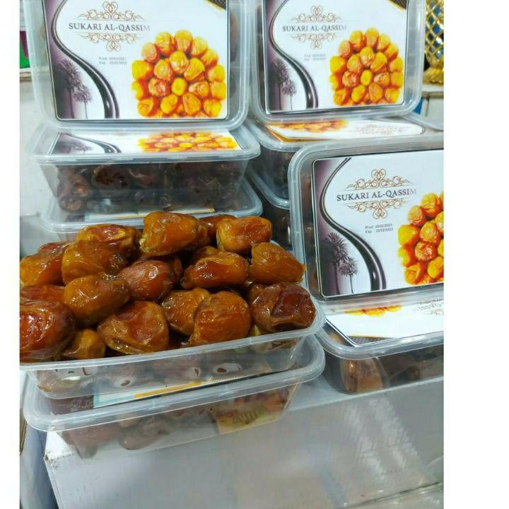 

Terbaik Kurma Sukari | Kurma Raja 500 Gram Manis Lembut Premium original(exp 2024) serbuuu !