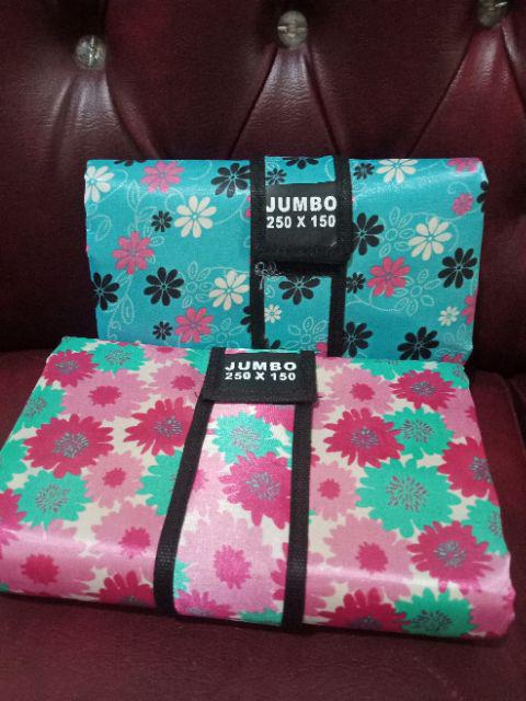 Tikar Piknik Lipat Bisa Pilih Motif Bahan Microsatin Jumbo 250 X 150 Cm