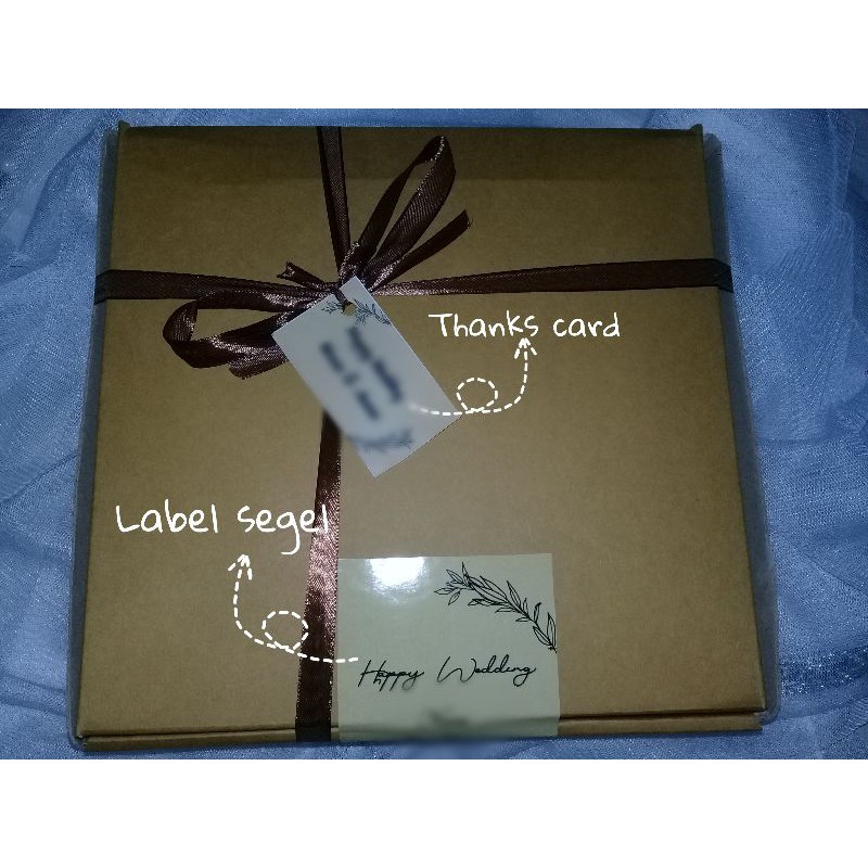 Hampers Kado Jilbab Segi Empat