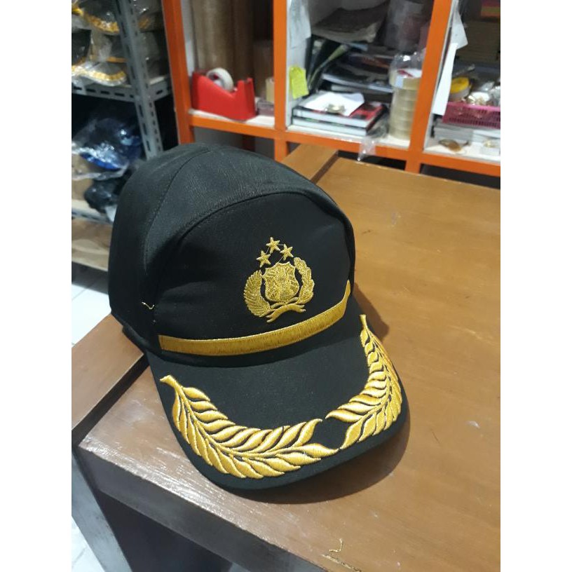 Topi Polisi Pamen