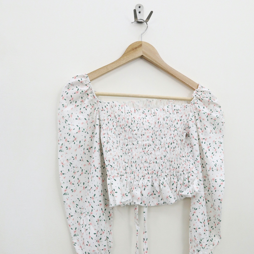 Valine crop top blouse - Thejanclothes