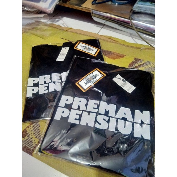Kaos Preman Pensiun
