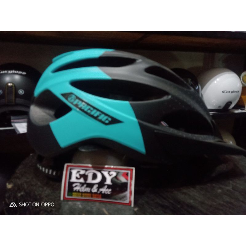 helm sepeda pasific
