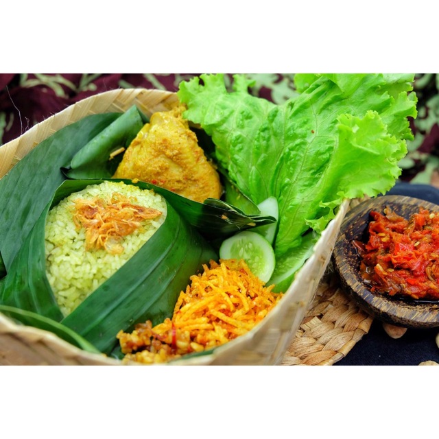 

Nasi Besek Ayam Gulai Enak Murah Jakarta
