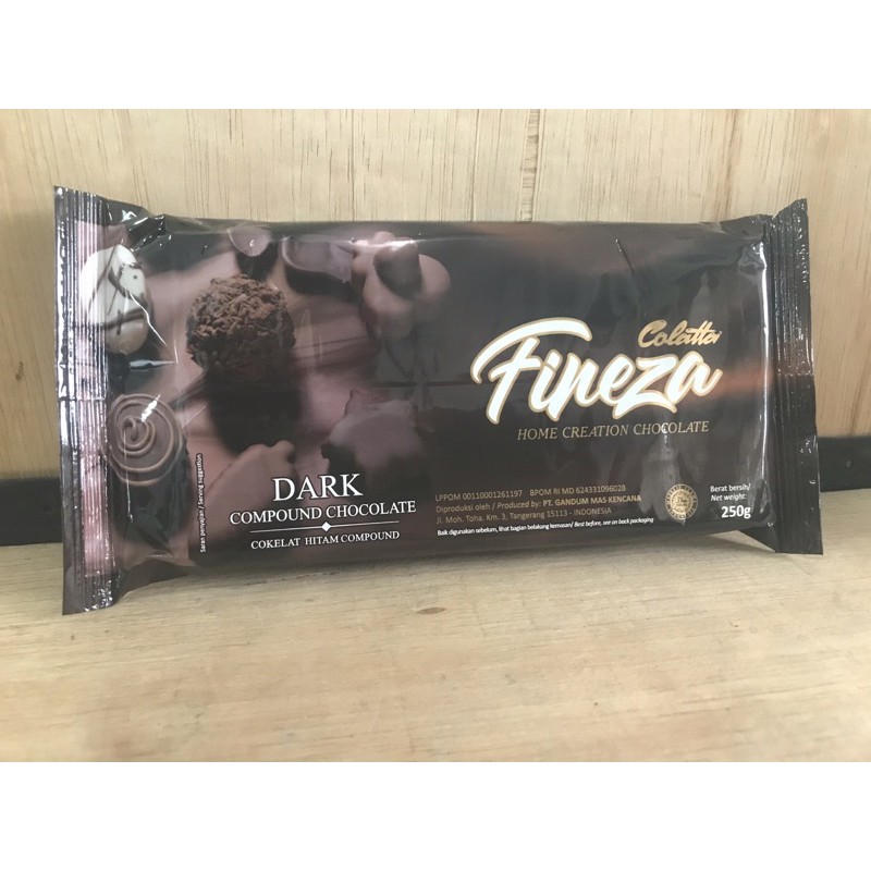 

Colatta Fineza cokelat dark compound