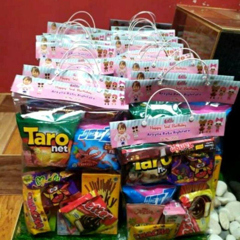 

Hampers/Bingkisan snack untuk ulang tahun anak/perpisahan sekolah