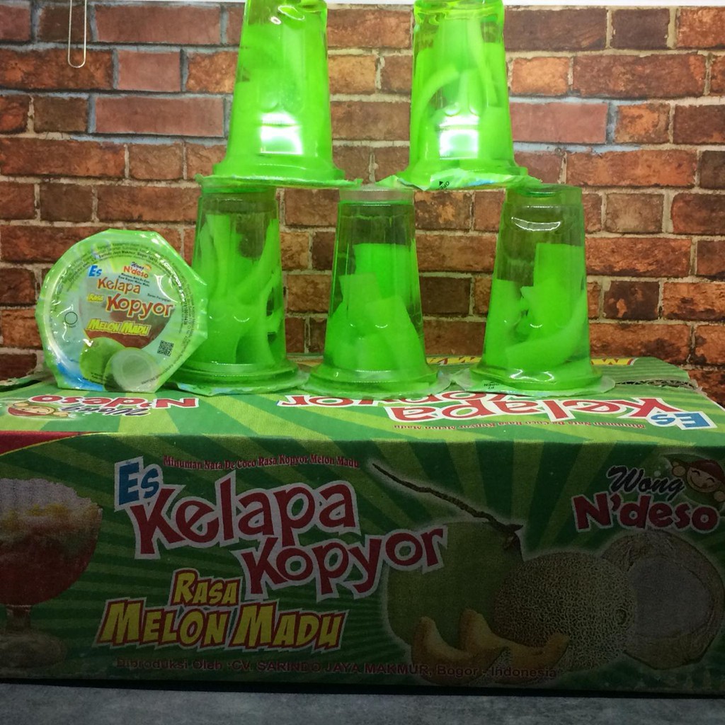 

ES KELAPA MUDA KOPYOR