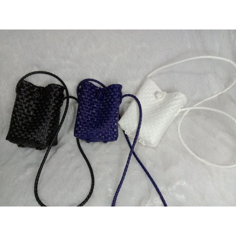 TAS ANYAMAN/ SLING PHONE JELLY