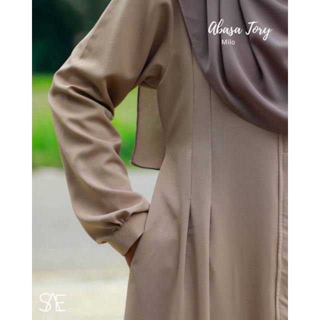 Gamis Abasa Tory | bahan tory burch | busui friendly | 1 kg muat 3 baju