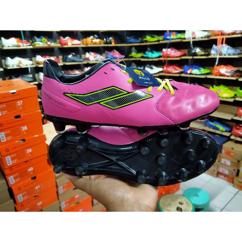 Sepatu Bola Mills T-Riton Sabre Fg Original