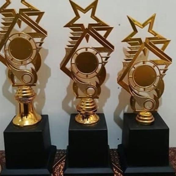 Piala 1 Set Bintang
