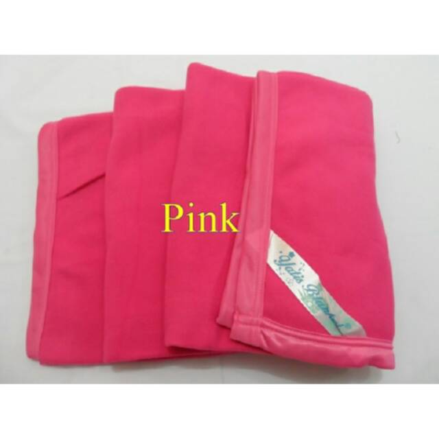 Selimut Polos Yatis Pink 150x200 cm