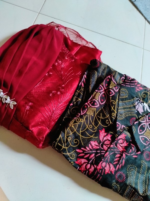 Maura Couple - Sania Ruffle Batik Couple Ori Ndoro Jowi Garansi Termurah Shopee - Batik Solo Modern