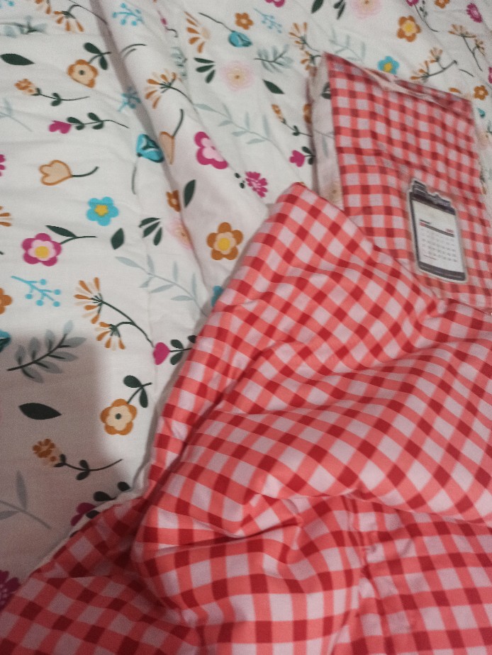 Bed Cover Ukuran Single 120 150 160 Isi Silikon 7 Oz