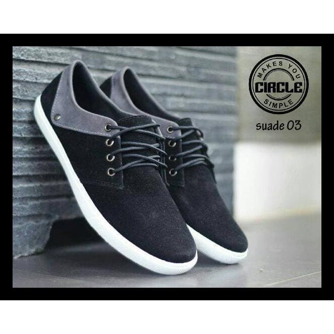 Cuci Gudang Sepatu Casual Pria / Sepatu Semi Formal / Circle New 3 Black Cuci Gudang