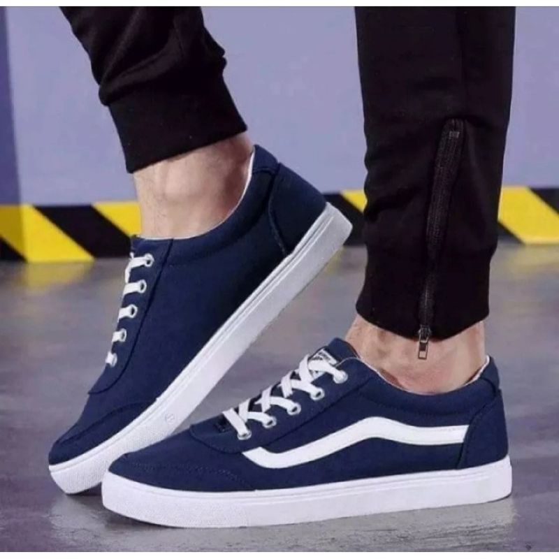 TmO - 8.8 Sale Sepatu pria dan wanita fashion sneakers Vns.Cacing/sepatu sneakers tali pria dan wanita kekinian termurah bisa cod size 39-43/sepatu sneakers kanvas tali trendy dan santai