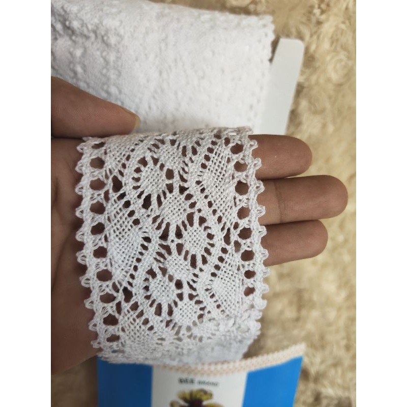 Renda Rajut putih motif cantik 4cm -5cm