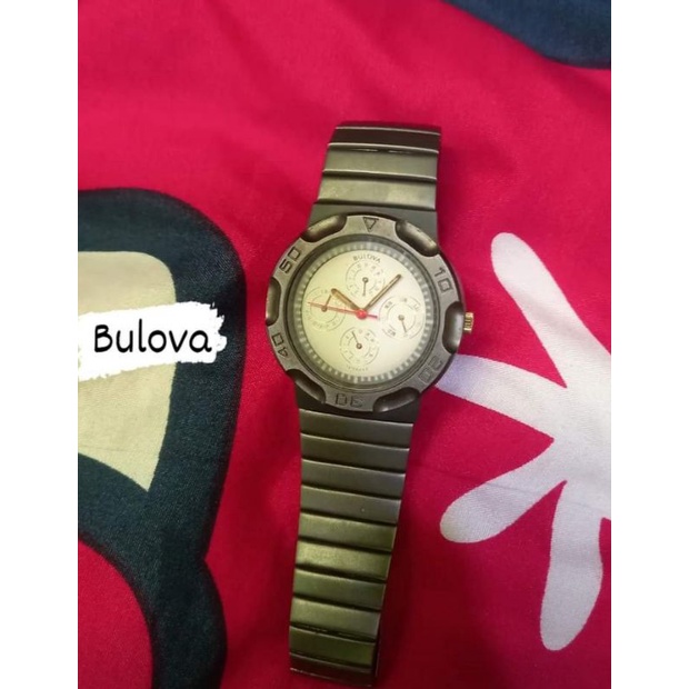 bulova jam wanita